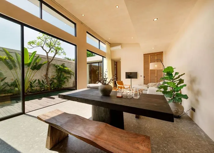 Sunset Serenity 2br Sunset & Gateway Villa