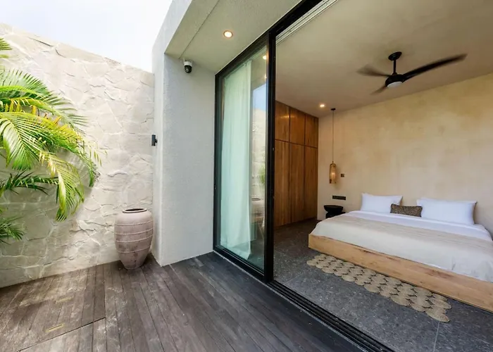 Sunset Serenity 2br Sunset & Gateway *