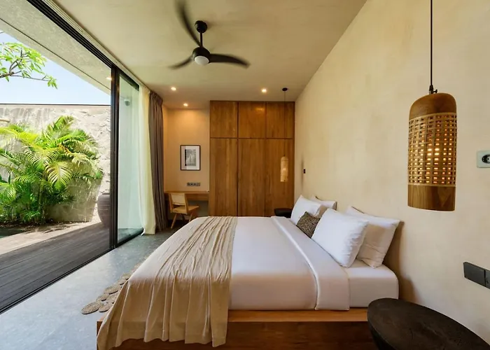 Sunset Serenity 2br Sunset & Gateway Villa *